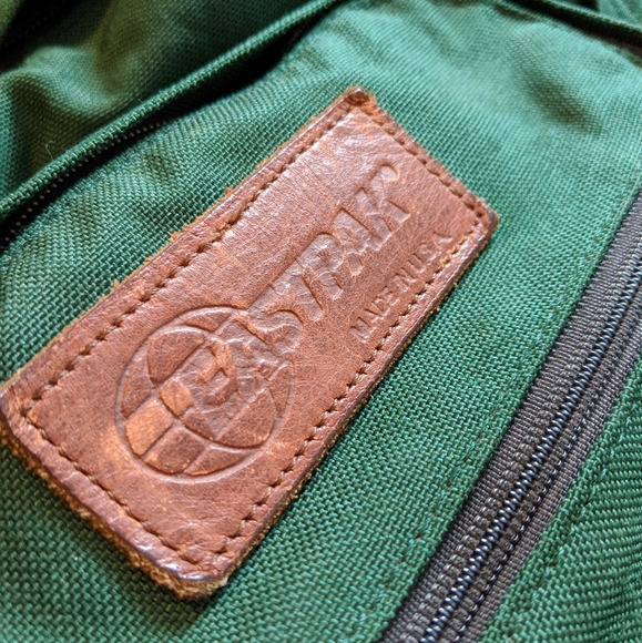 Vintage 90s Eastpak Backpack Green Leather Bottom - Picture 4 of 6